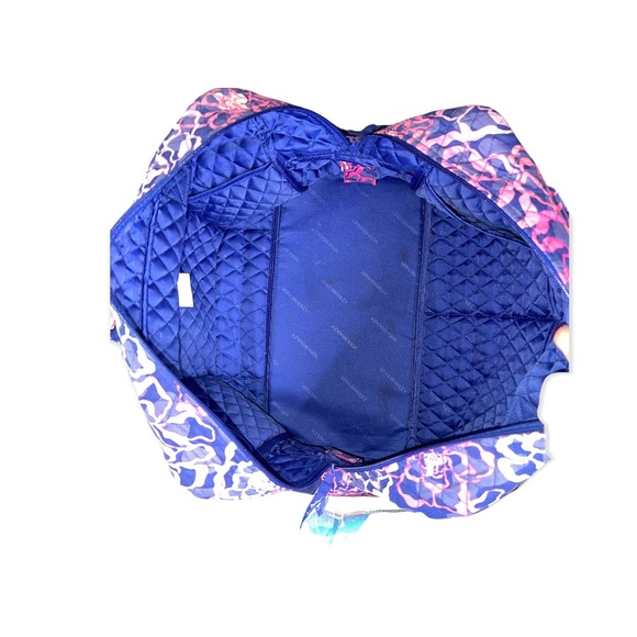 VERA BRADLEY RETIRED Katalina Pink Pattern Trimmed Vera Tote/Weekender Bundle - Picture 10 of 12